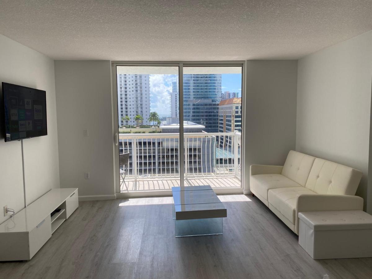 Chic&modern, Brickell / + Free Parking Apartment